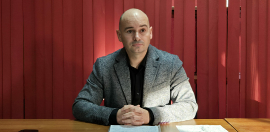 Иван Иванов