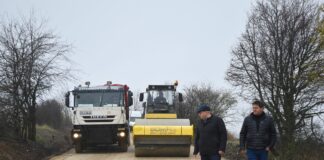 Стартира ремонтът на пътя за село Тръстика