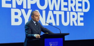 Гроздан Караджов