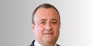 Иван Иванов