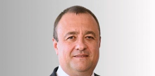 Иван Иванов