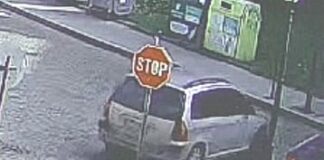 Изхвърлени обувки