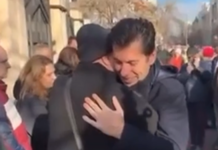 Кирил Петков и неизвестният мъж