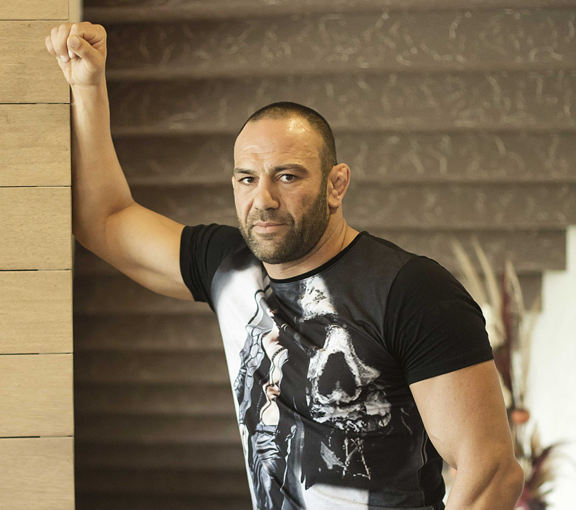 На 50 годишна възраст след дълго боледуване почина Красимир Кочев световен