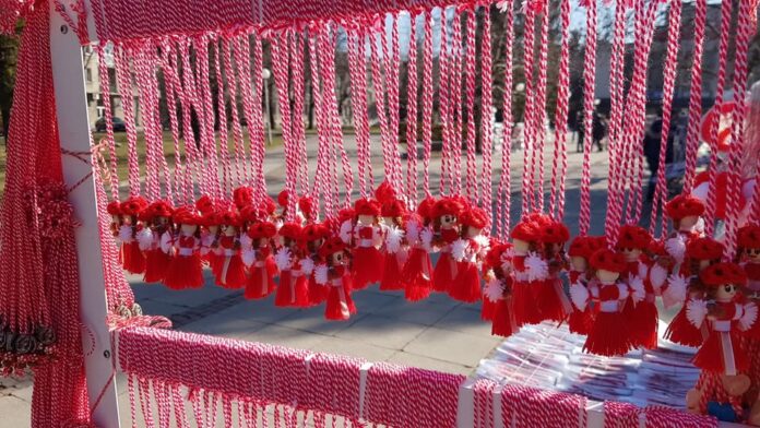 Мартеници в Търговище