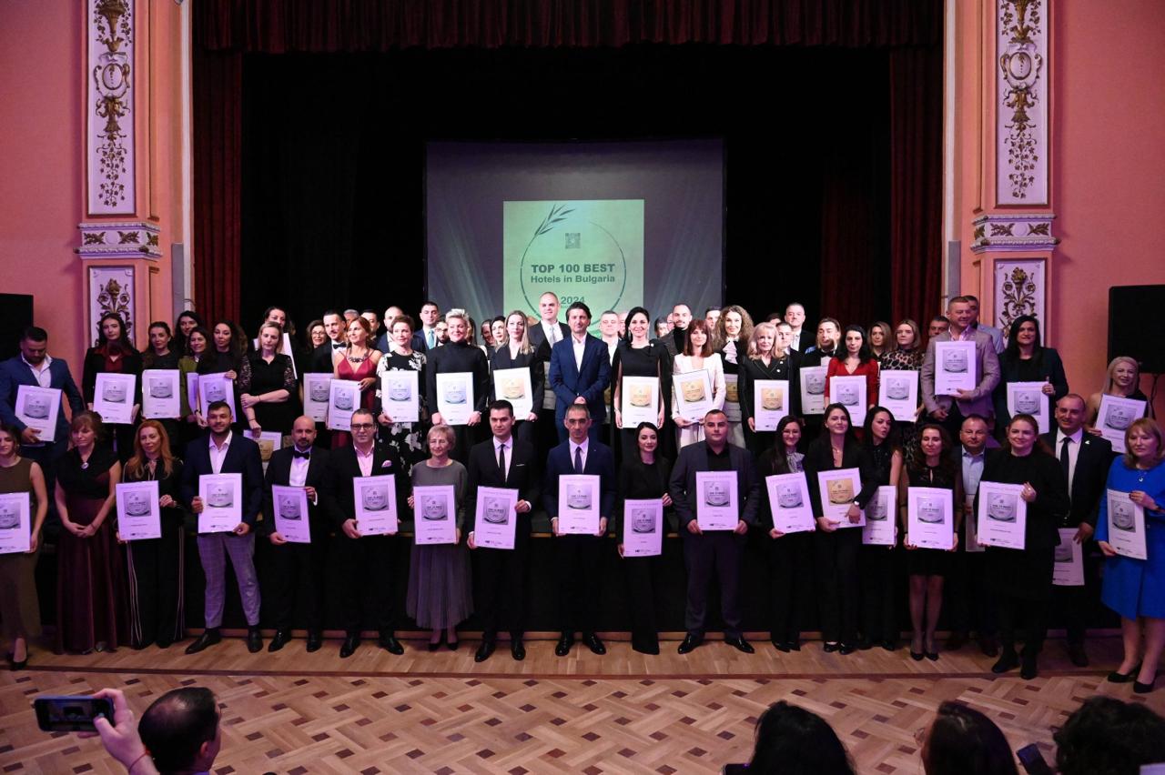 Мирослав Боршош връчи грамотите на най добрите хотели в България класирани