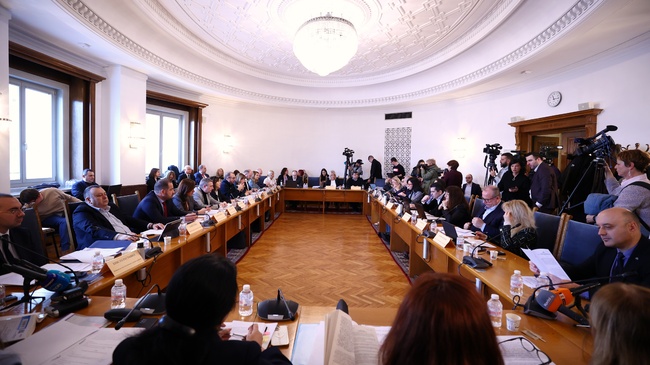 Заседание на Правната комисия