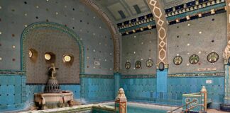 Термална баня Gellért в Будапеща, Унгария, Европа