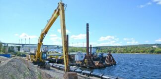 Тръбопровод във Варненското езеро