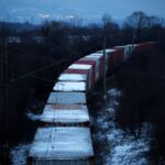 Товарен влак