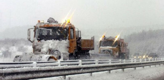 850 снегорина обработват републиканските пътища