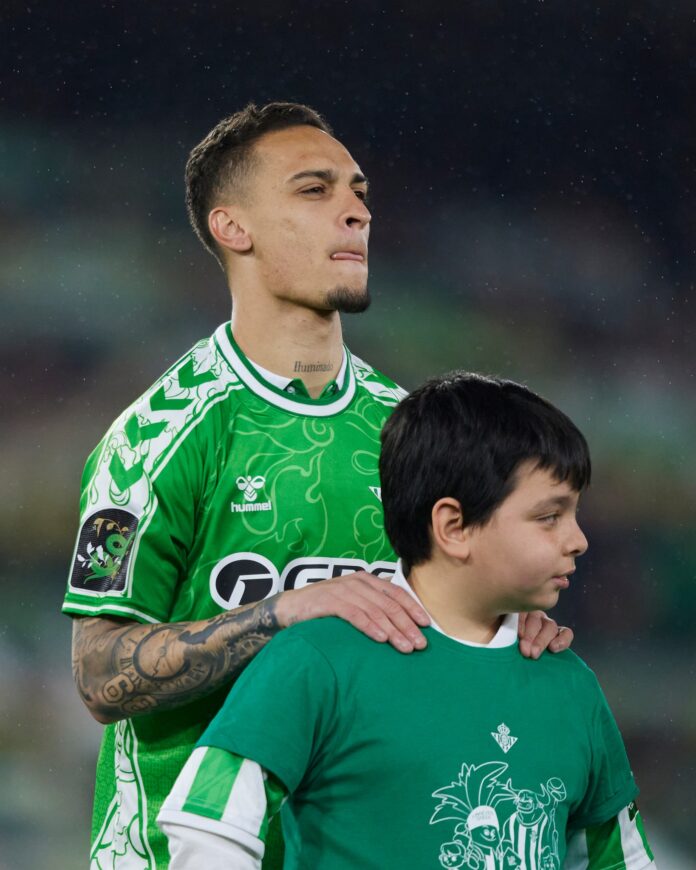 Бетис,Антъни