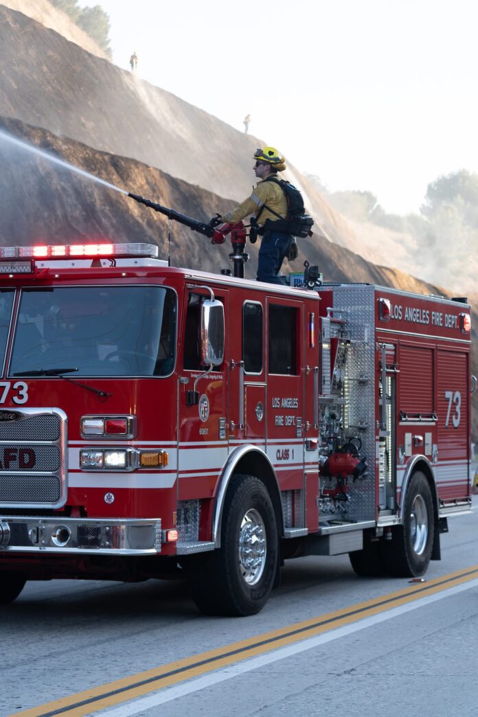 Пожарникар в Лос Анджелис, САЩ