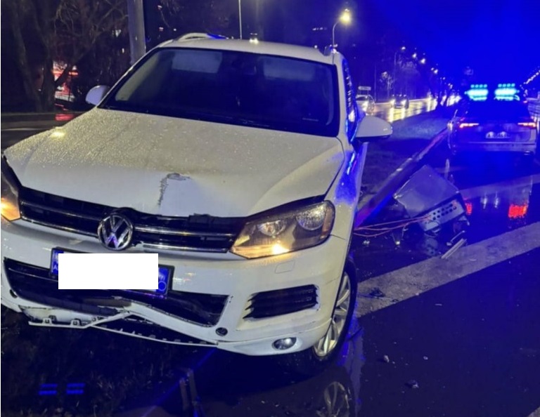 Светофарната уредба на кръстовището между булевардите Стефан Стамболов и Тракия