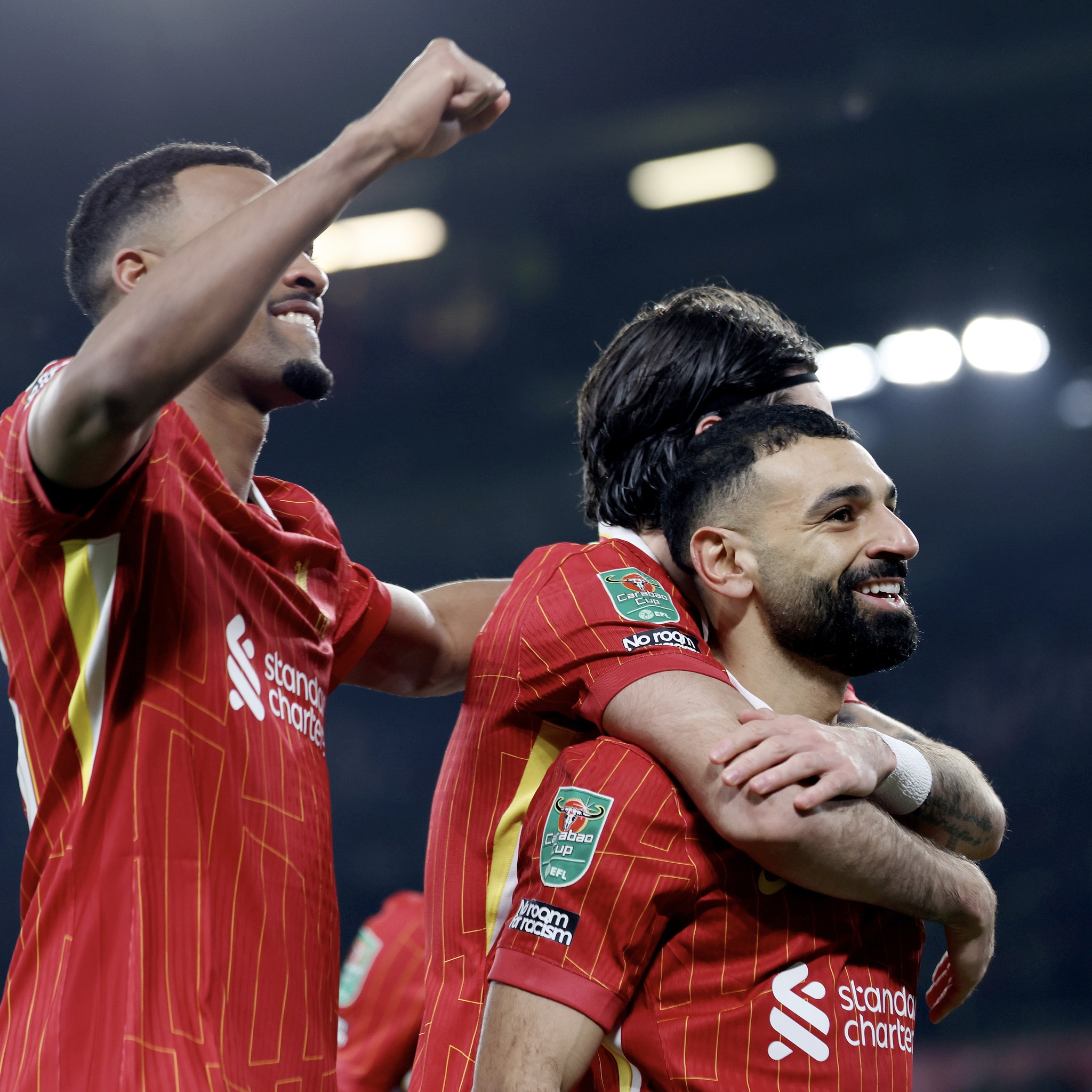 Ливърпул разби Тотнъм с 4 0 в реванша от полуфиналите на