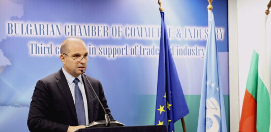 Министър Гроздан Караджов