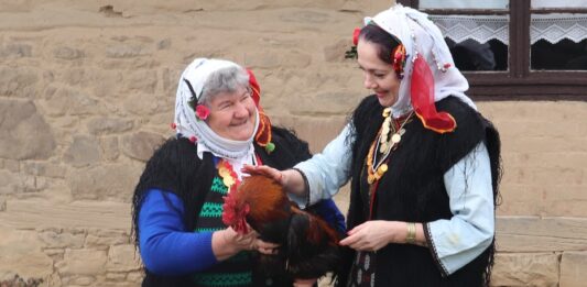 Петльовден