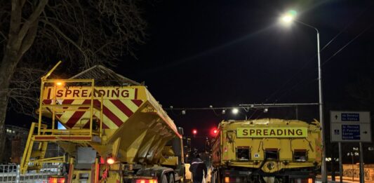 Снегопочистване