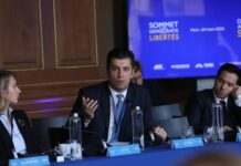 Кирил Петков