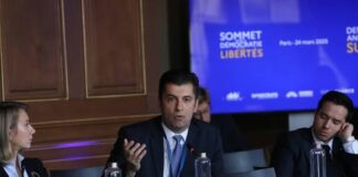 Кирил Петков