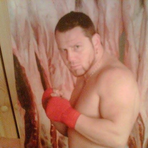 Боксьорът познат още кат Коко Тайсъна е пострадал сериозно