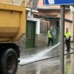 Миене на улиците в Троян