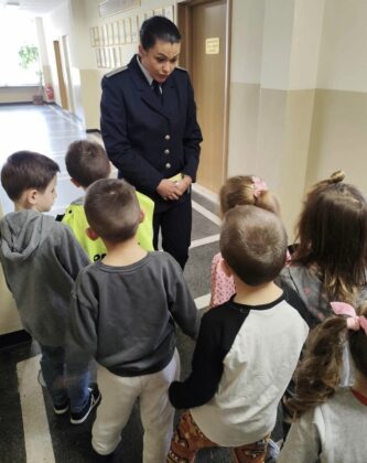 Детска градина „Раковина“ в полицията