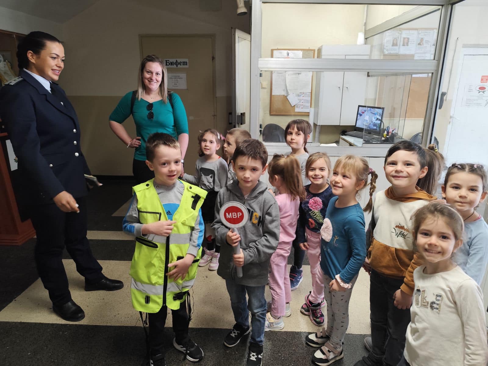 В рамките на инициативата Професията на татко децата от трета