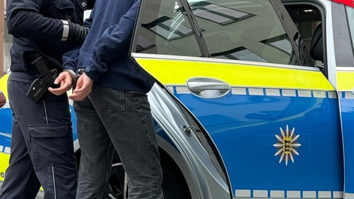 Нападение в Манхайм