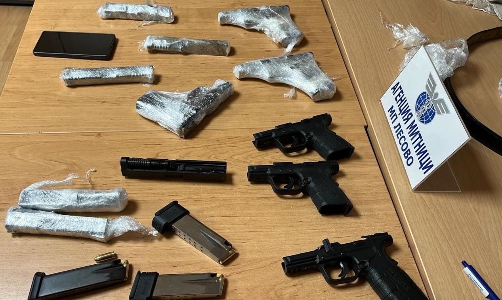 задържа за срок до 72 часа турския гражданин У К Той