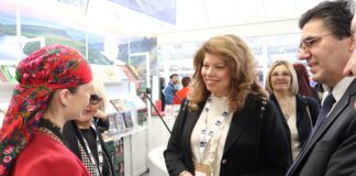 Откриването на българския щанд