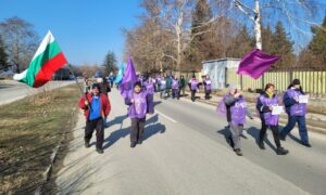 Работниците от „Терем-Хан Крум"