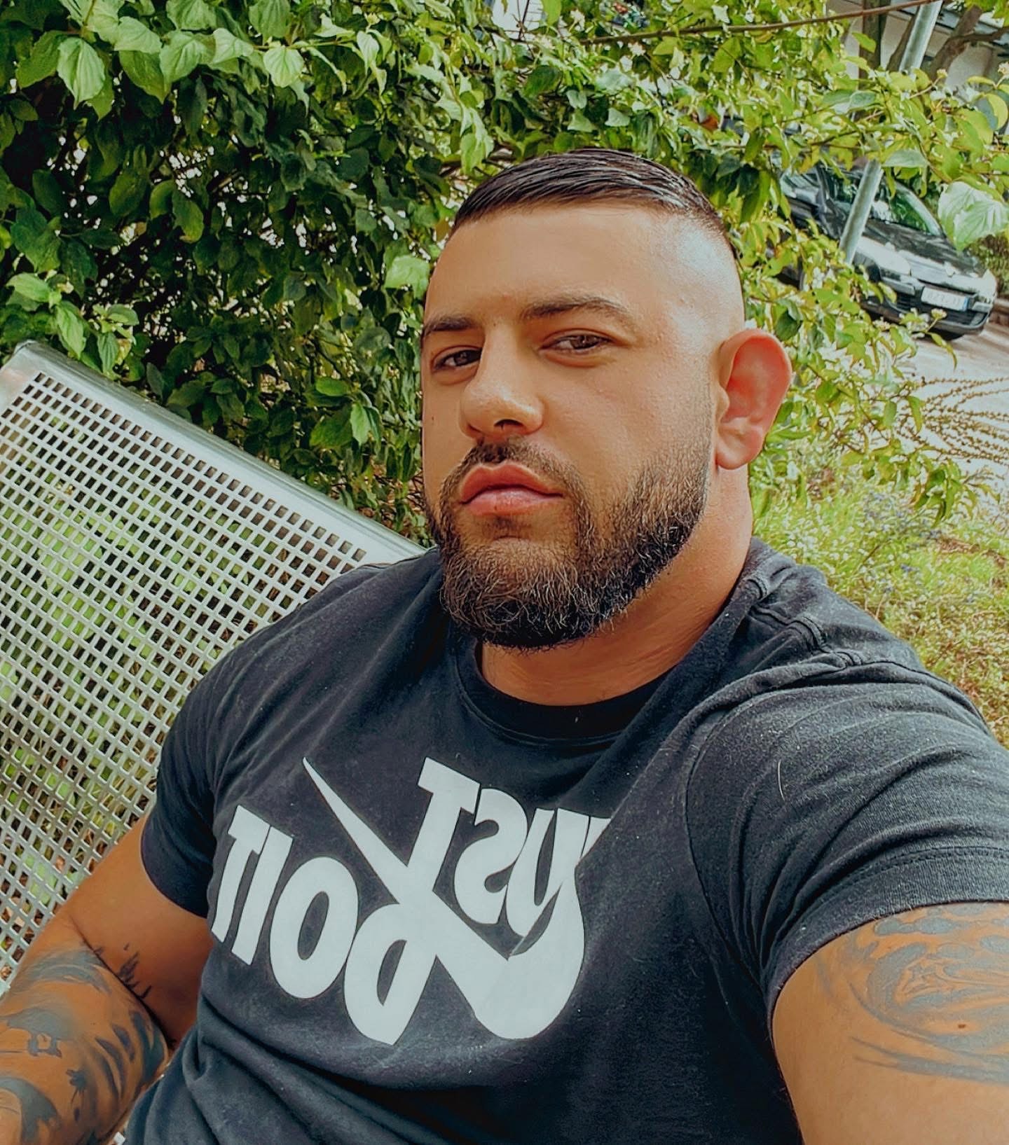 Зов за помощ бе получен на редакционния имейл на Искра бг