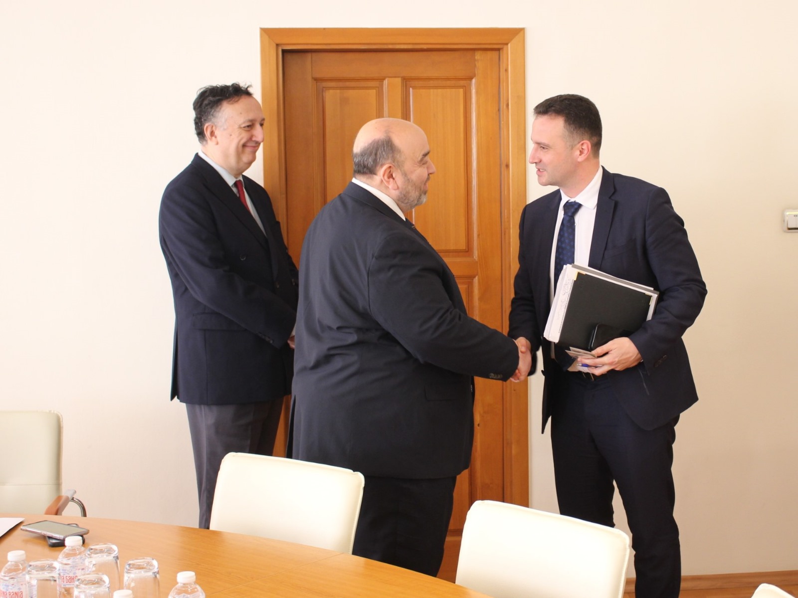 Българското правителство работи усилено за укрепване на енергийната свързаност в