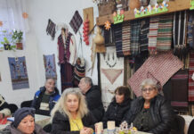 Среща в село Тополи