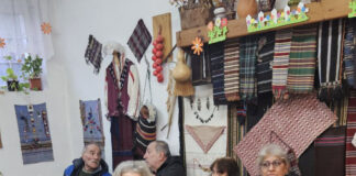 Среща в село Тополи