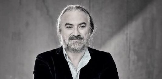 Волкан Конак