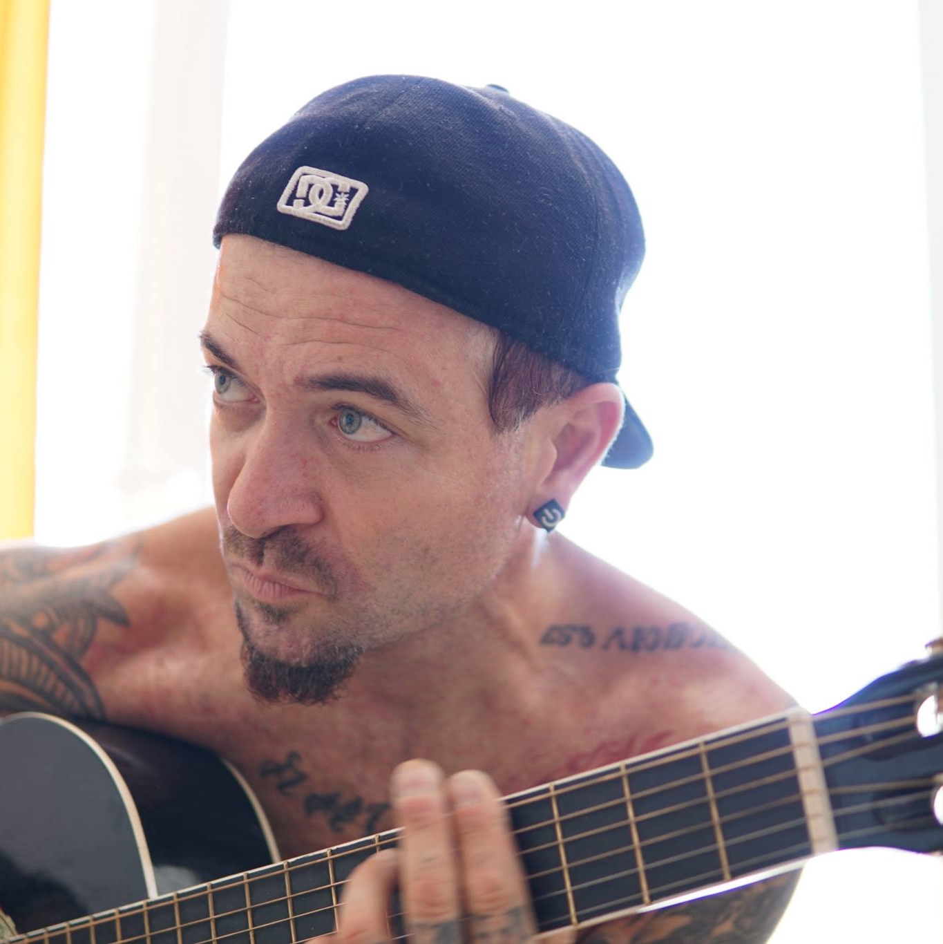 Янко Бреков по известен като Янко Бръснаря е получил тежък мозъчен