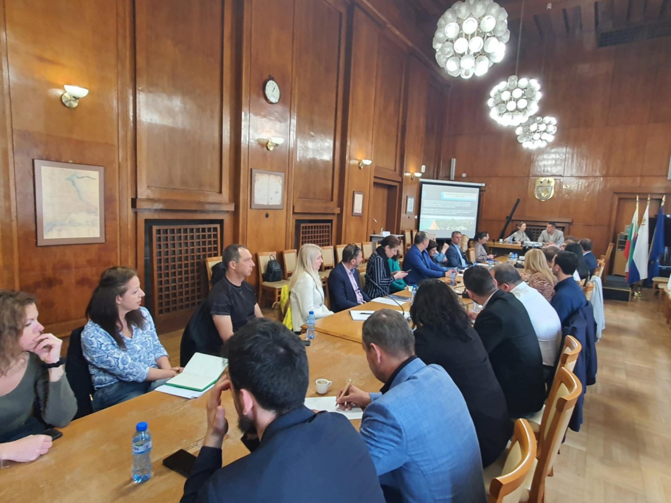 Консултативният съвет по въпросите на туризма заяви днес пълната си