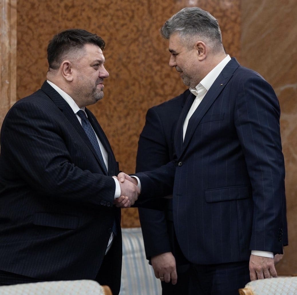 Кой пътува с бавния влак в Китай Или за черния