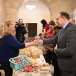 Благотворителен базар