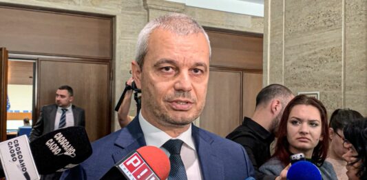 Костадин Костадинов