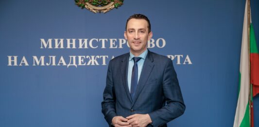 Министър Иван Пешев