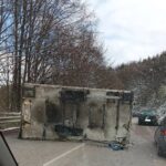 Обърнат контейнер на камион