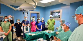 Операция на живо пред медици