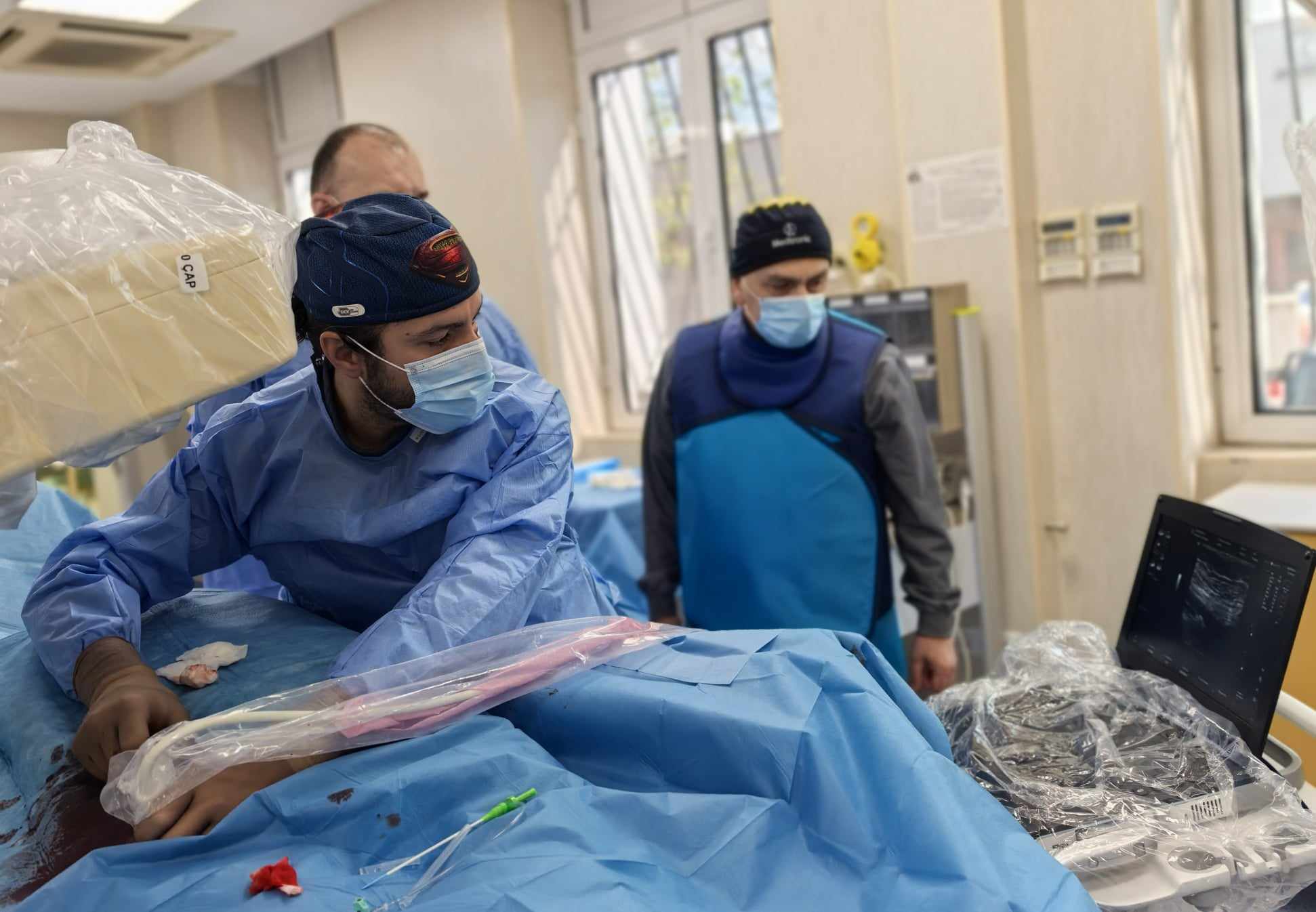 В навечерието на Великден в спасиха от ампутация крака на