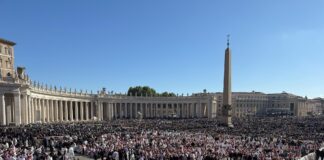 Погребение на папа Франциск