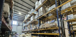 Полицейска акция в склад