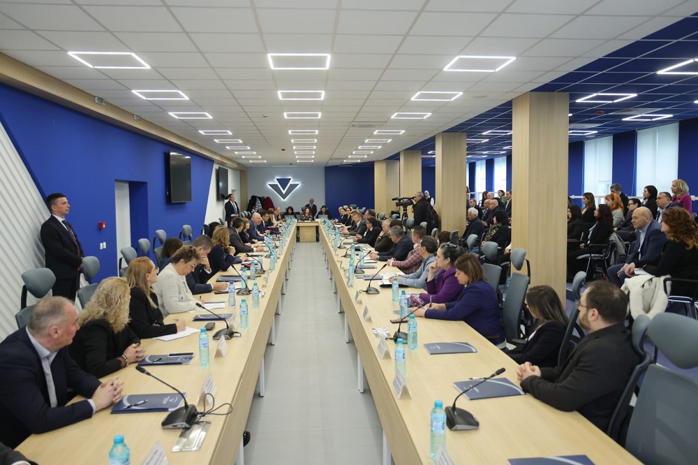 Пълната подкрепа на правителството за работата на приходните агенции изрази