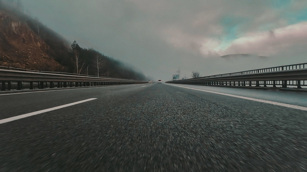 От 21 октомври започва превантивен ремонт на платното за София по